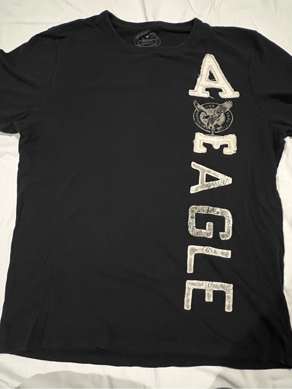 American Eagle Outfitters Black Men's Sz:Medium T-shirt